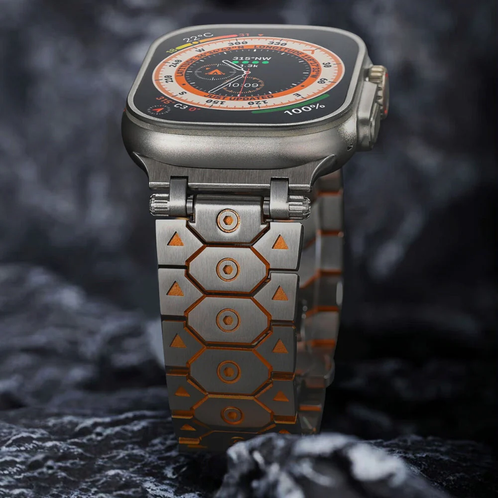 CLAIRS TITANIUM APPLE WATCH BAND - Image 2