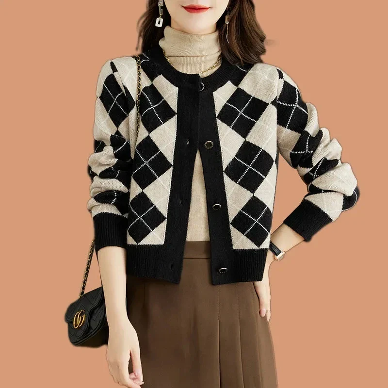 Clara Woods Argyle Top - Image 5