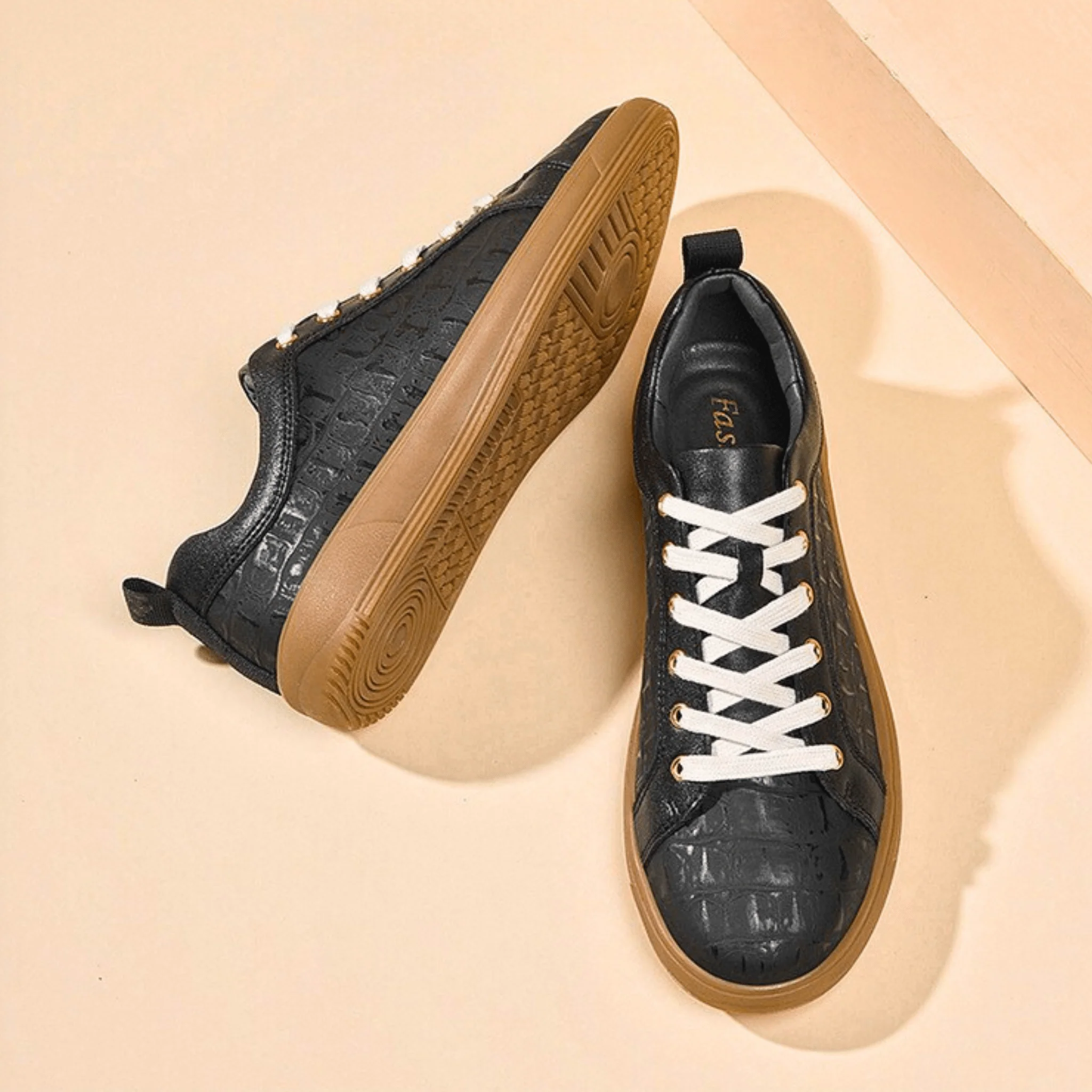 Dan Wellington Prestige Sneaker - Image 3