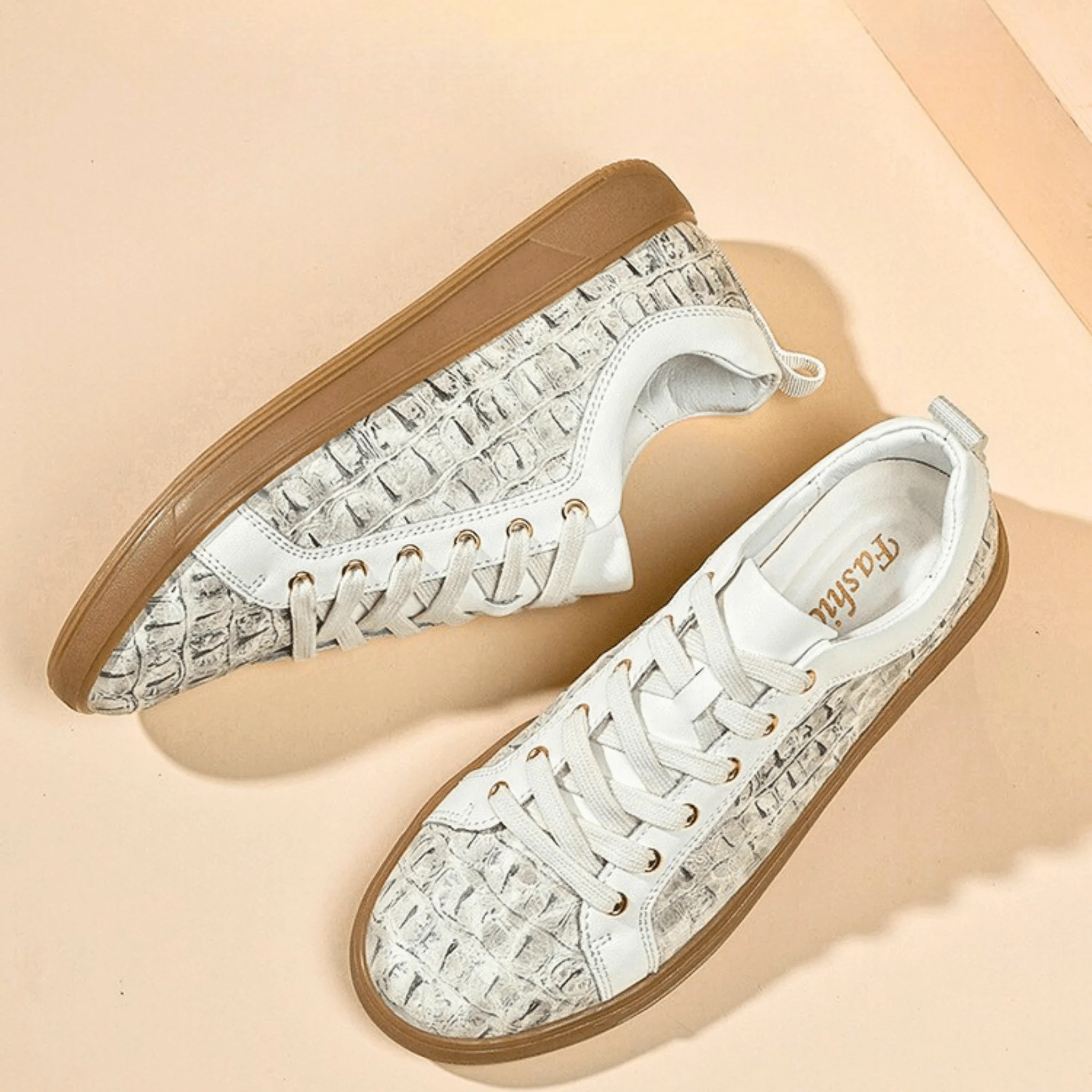 Dan Wellington Prestige Sneaker - Image 9