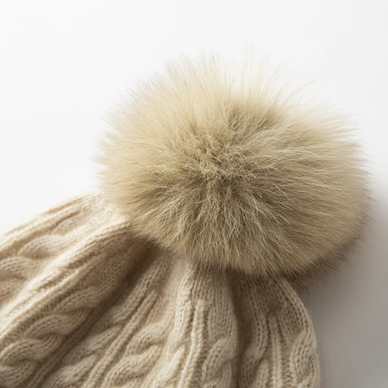 Heritage Cashmere Beanie - Image 3