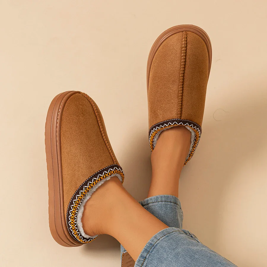 Heritage Fleece Slippers - Image 2