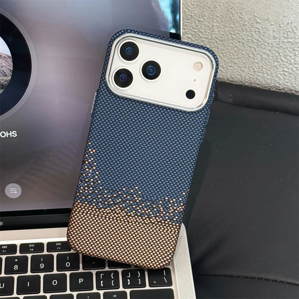 Horizon Fade Case – iPhone 17 Series - Image 5