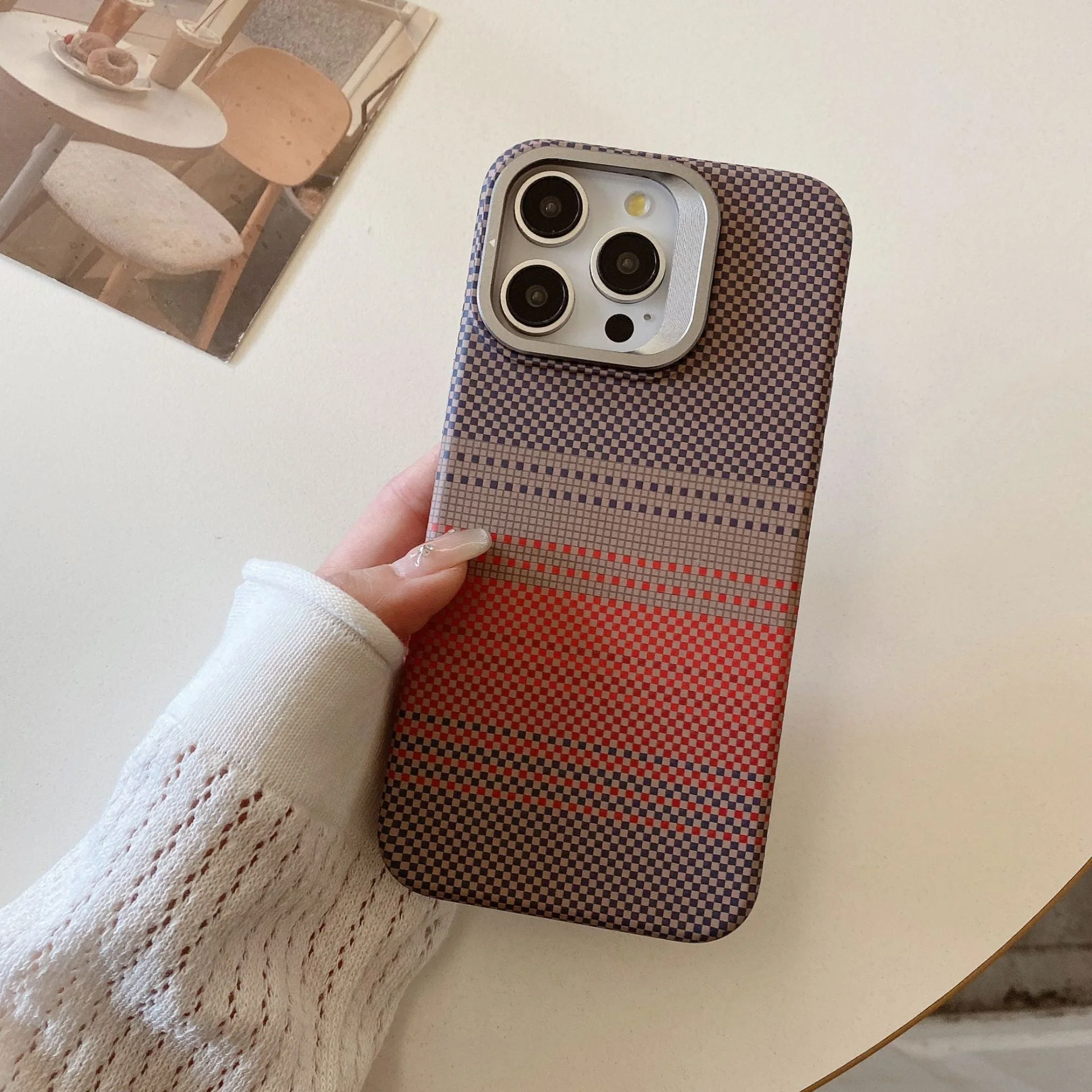 Kingston MagSafe® iPhone Case - Image 13