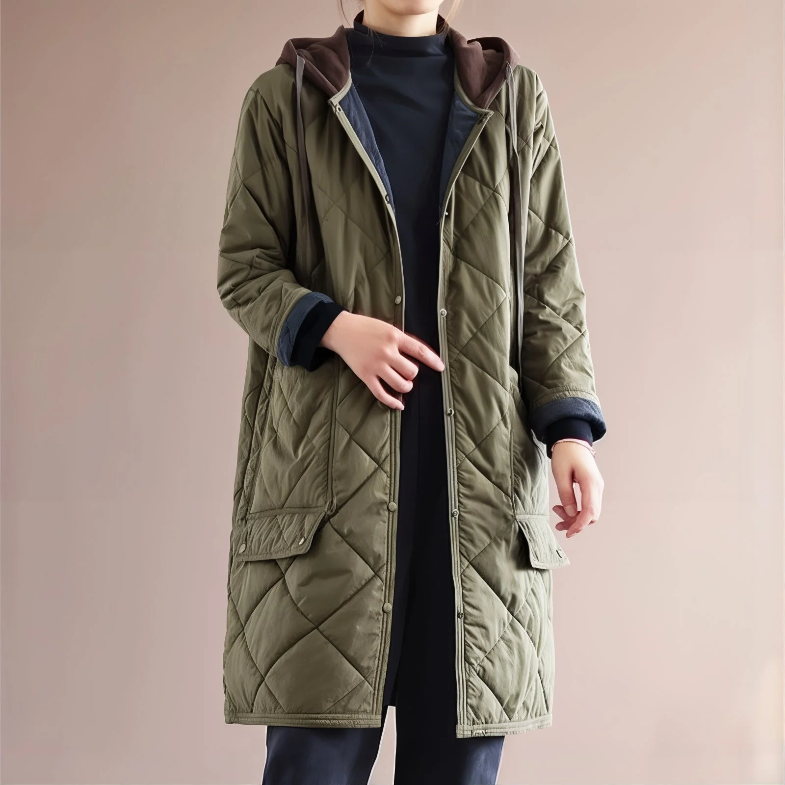 Linda Johnson Diamond Quilted Jacket - Image 5