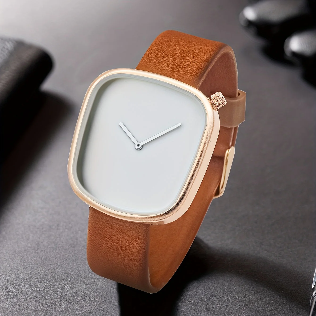Logan Pierce Minimalist Timepiece - Image 6
