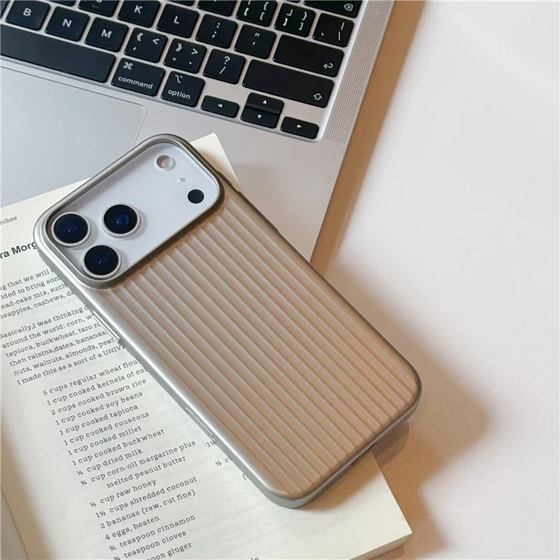 Lumine Vault 3D Case – iPhone 17 Series - Image 5