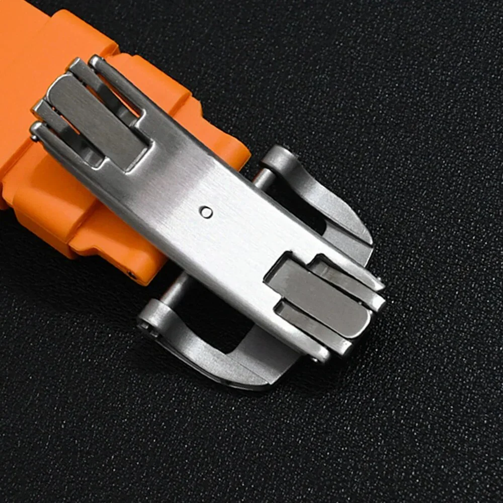 Massimo Liquid Silicone Apple Watch Band - Image 13