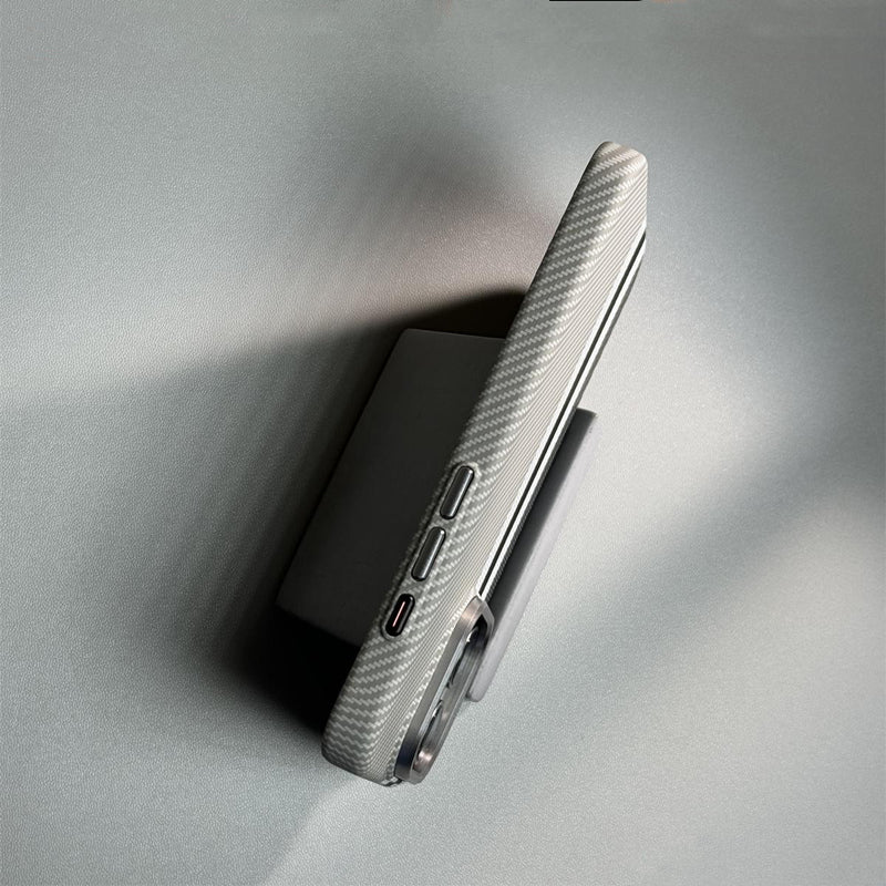 Montreal Carbon Fibre MagSafe® iPhone Case - Image 11