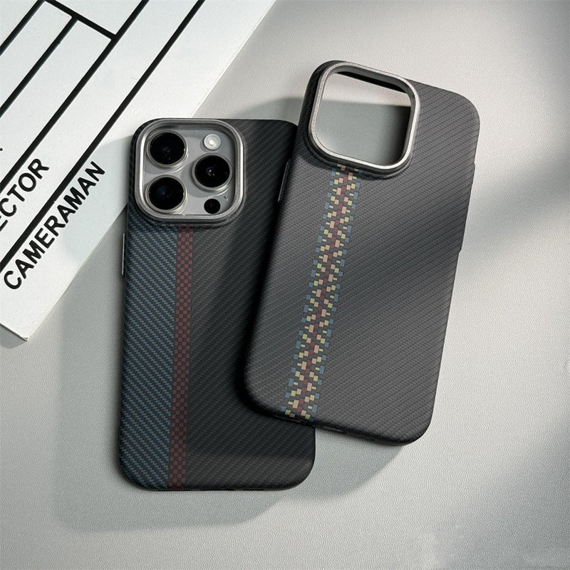 Montreal Carbon Fibre MagSafe® iPhone Case - Image 8