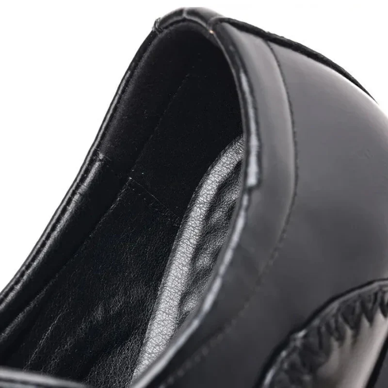 Montreal Handmade Leather Loafers - Image 8