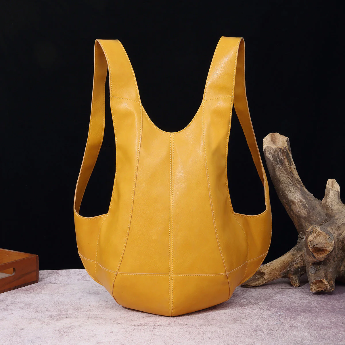 Parla Curve Leather Backpack - Image 5