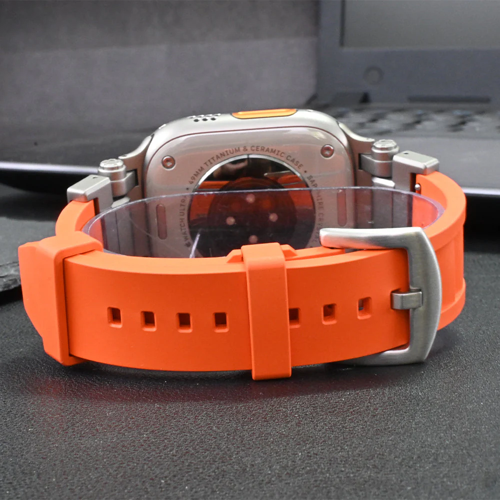 Voyage Silicone Apple Watch Band - Image 16